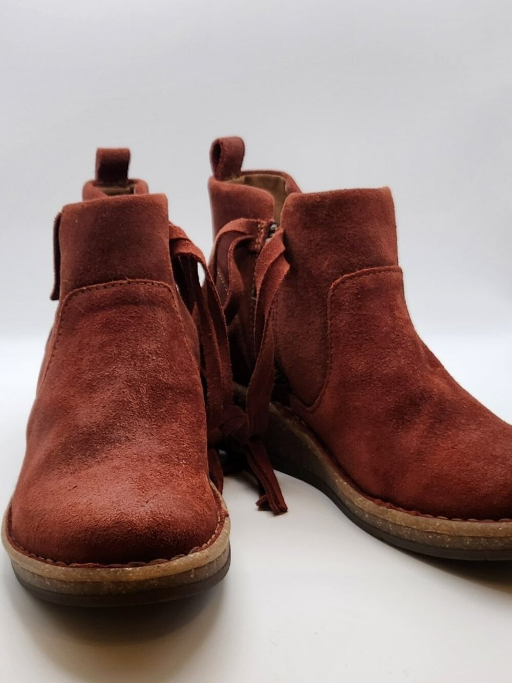 Born suede bootie sz 6.5 M/W burnt orange leather VGUC